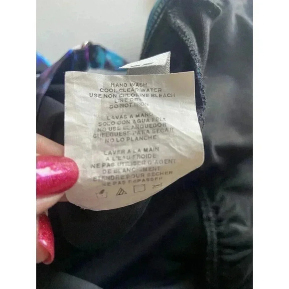 Magicsuit Swimsuit Size 10 Kat One Piece Ultraviolet Tummy Control ($174) Purple - Picture 9 of 10